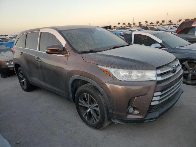 Photo 4 from auction – 2019 TOYOTA HIGHLANDER with VIN 5TDZZRFH5KS368544