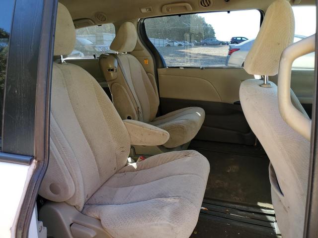 Photo 11 from auction – 2011 TOYOTA SIENNA LE with VIN 5TDKK3DC5BS142949