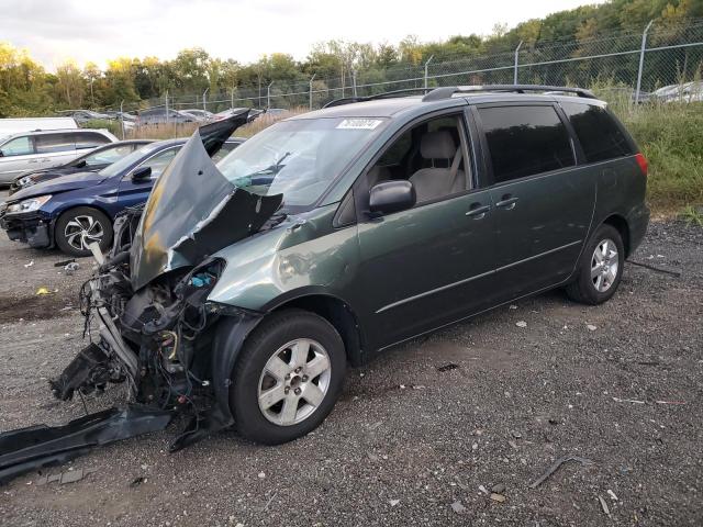 TOYOTA SIENNA CE 2004 with VIN 5TDZA23C74S062438 - Photo from auction