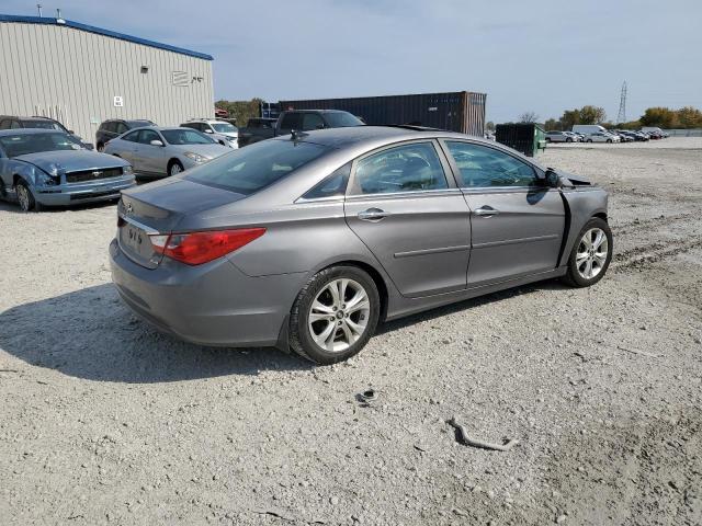 Photo 3 from auction – 2012 HYUNDAI SONATA SE with VIN 5NPEC4AC5CH369084