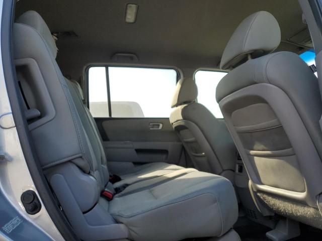 Photo 11 from auction – 2010 HONDA PILOT LX with VIN 5FNYF3H25AB014648