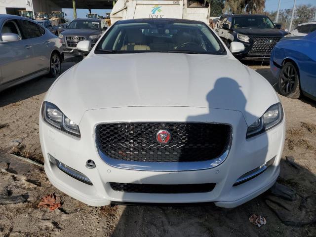 Photo 5 from auction – 2016 JAGUAR XJ with VIN SAJWA1C77G8V92015