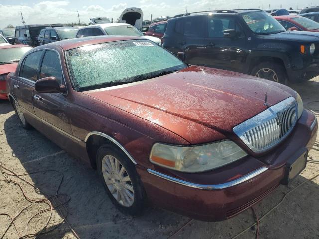Photo 4 from auction – 2004 LINCOLN TOWN CAR U with VIN 1LNHM83W74Y609367