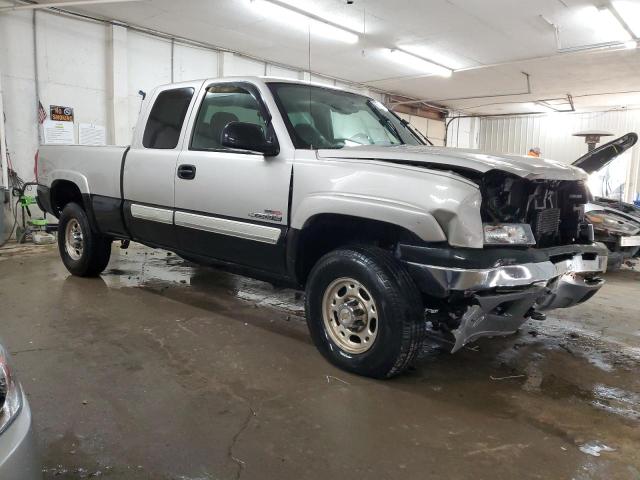 Photo 4 from auction – 2004 CHEVROLET SILVERADO with VIN 1GCHK29214E316349