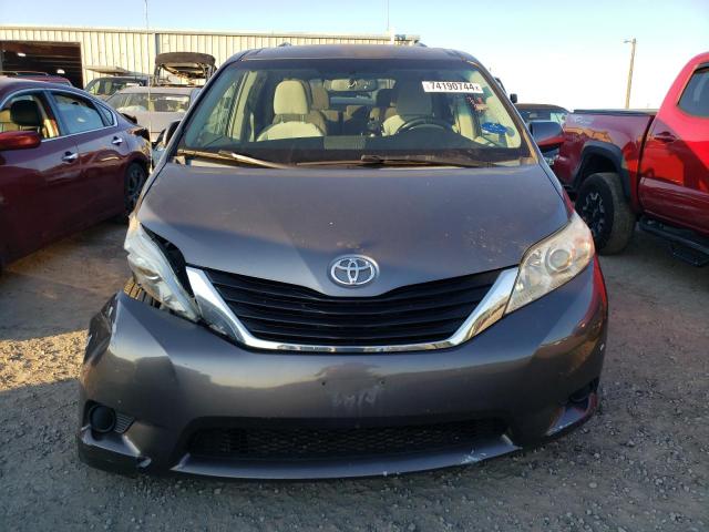 Photo 5 from auction – 2011 TOYOTA SIENNA LE with VIN 5TDKK3DC2BS076344