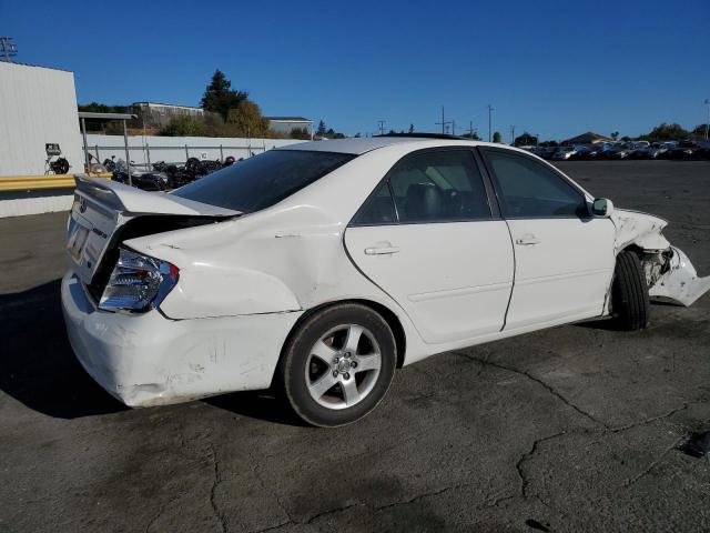 Photo 3 from auction – 2002 TOYOTA CAMRY LE with VIN JTDBF30K720010795