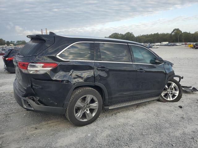 Photo 3 from auction – 2018 TOYOTA HIGHLANDER with VIN 5TDYZRFH8JS235013
