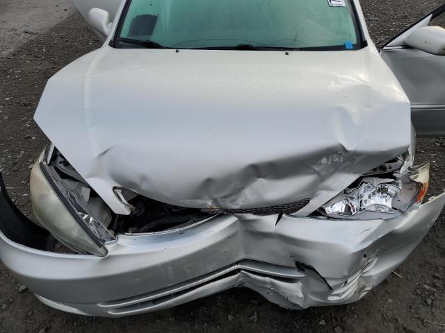 Photo 11 from auction – 2002 TOYOTA CAMRY LE with VIN 4T1BE32K12U558733