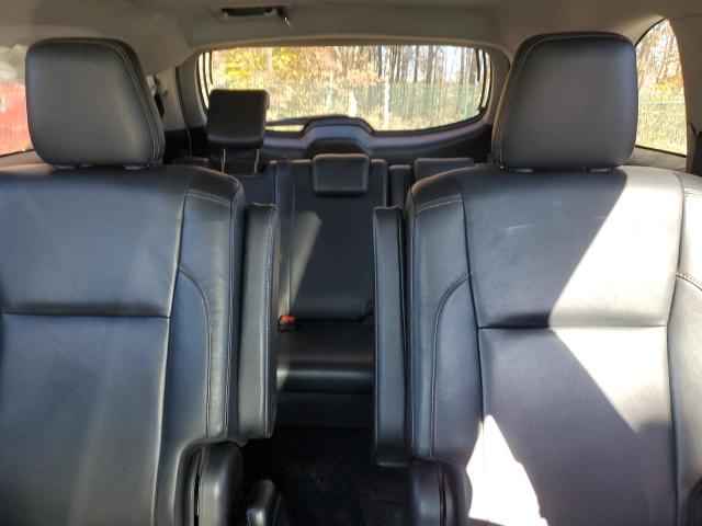 Photo 10 from auction – 2018 TOYOTA HIGHLANDER with VIN 5TDJZRFH9JS885311
