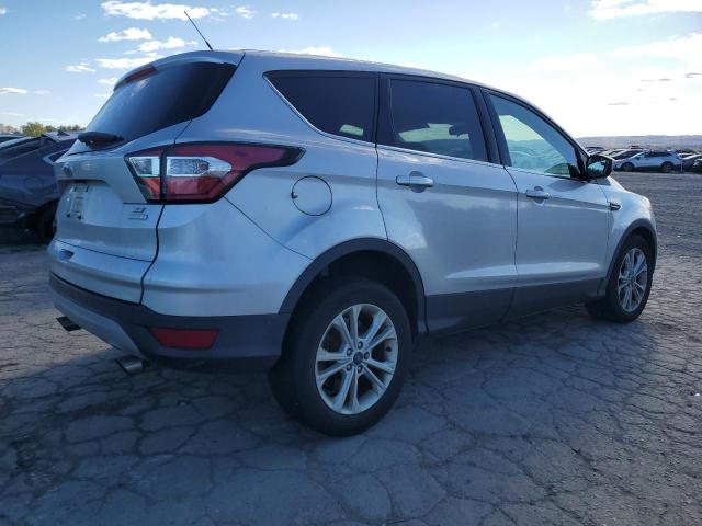 Photo 3 from auction – 2017 FORD ESCAPE SE with VIN 1FMCU0GD0HUA45076