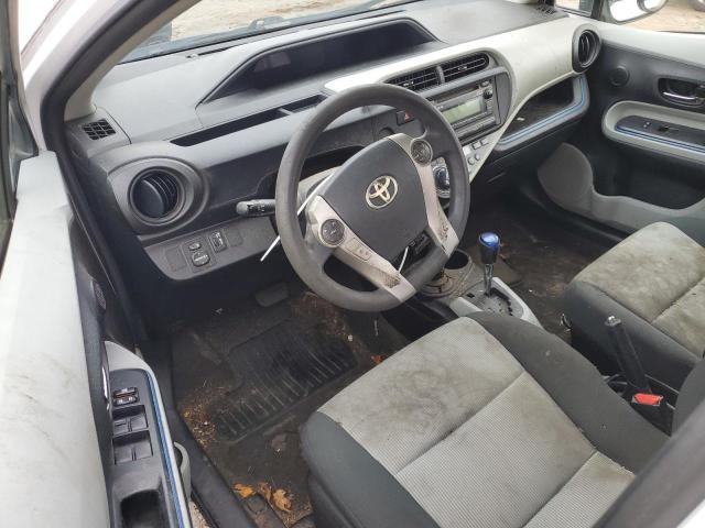 Photo 8 from auction – 2012 TOYOTA PRIUS C with VIN JTDKDTB36C1503603