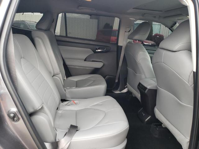 Photo 11 from auction – 2024 TOYOTA HIGHLANDER with VIN 5TDKDRBH5RS556044