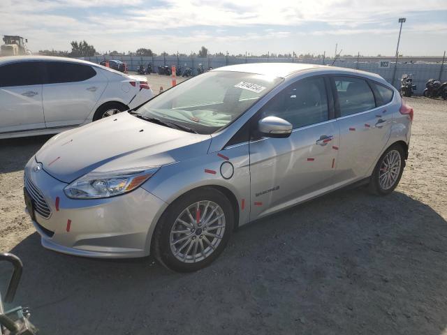 Снимка 1 от търг – 2014 FORD FOCUS BEV с VIN 1FADP3R45EL287285