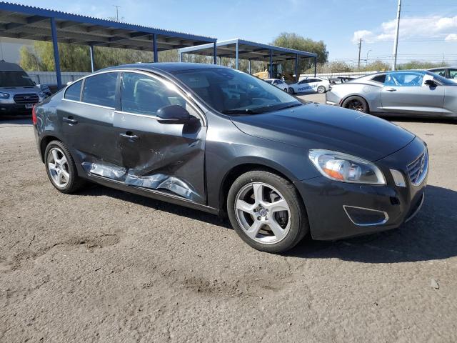 Photo 4 from auction – 2013 VOLVO S60 T5 with VIN YV1612FS5D2190250
