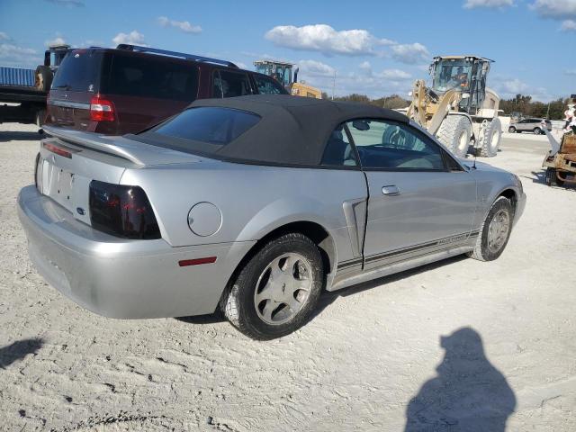 Photo 3 from auction – 2000 FORD MUSTANG with VIN 1FAFP4447YF119656