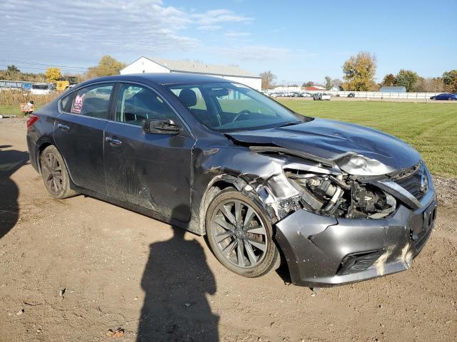 Photo 4 from auction – 2017 NISSAN ALTIMA 2.5 with VIN 1N4AL3AP4HC179491