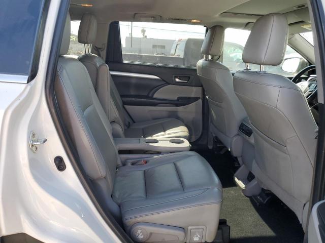 Photo 11 from auction – 2019 TOYOTA HIGHLANDER with VIN 5TDKZRFH0KS310066
