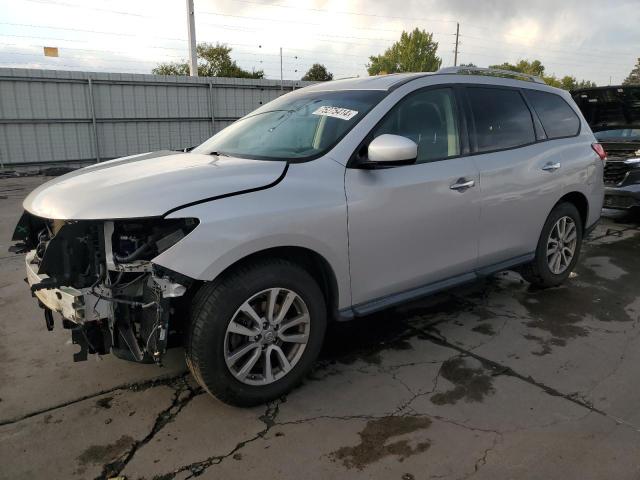 NISSAN PATHFINDER 2015 with VIN 5N1AR2MN1FC617955 - Photo from auction