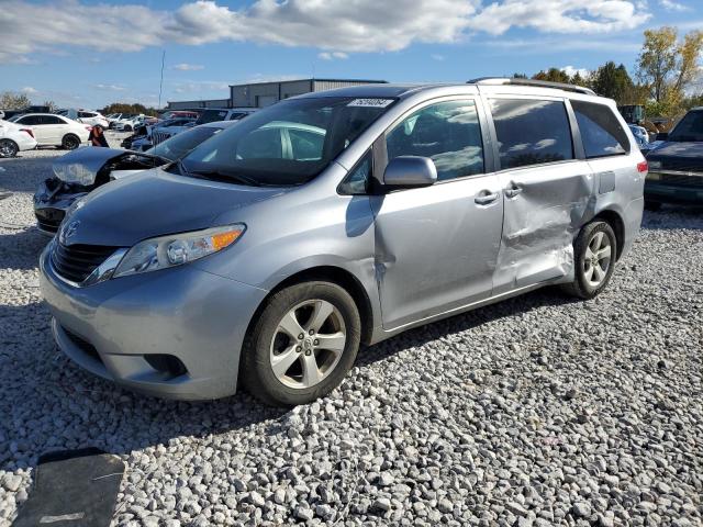 Photo 1 from auction – 2011 TOYOTA SIENNA LE with VIN 5TDKK3DCXBS115875