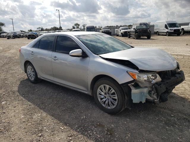 Photo 4 from auction – 2014 TOYOTA CAMRY L with VIN 4T4BF1FK6ER403195