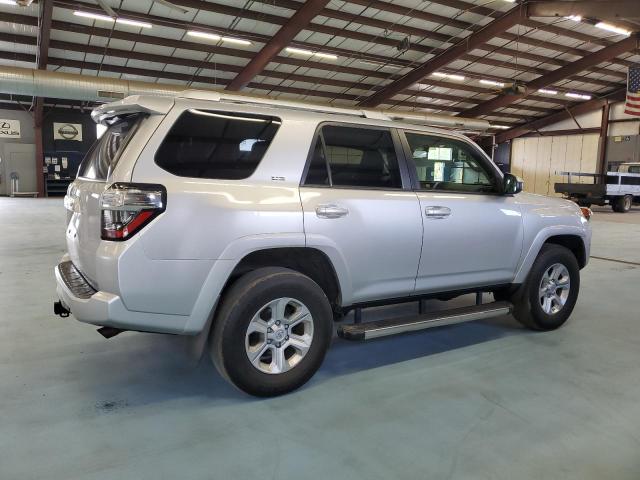 Photo 3 from auction – 2014 TOYOTA 4RUNNER SR with VIN JTEBU5JR2E5193006
