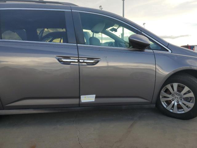 Photo 13 from auction – 2016 HONDA ODYSSEY SE with VIN 5FNRL5H32GB136779