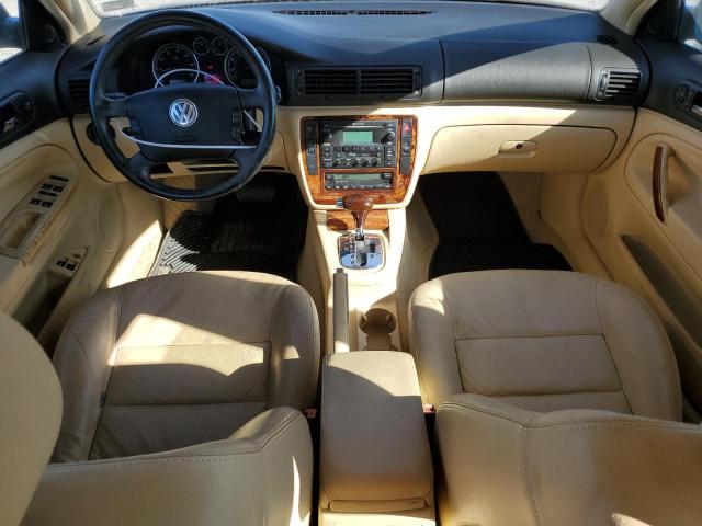 Photo 8 from auction – 2004 VOLKSWAGEN PASSAT GLX with VIN WVWRH63B84P102465