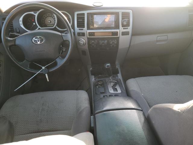 Photo 8 from auction – 2004 TOYOTA 4RUNNER SR with VIN JTEBU14RX40049073