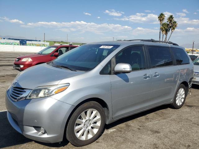 Photo 1 from auction – 2015 TOYOTA SIENNA XLE with VIN 5TDDK3DC2FS111740