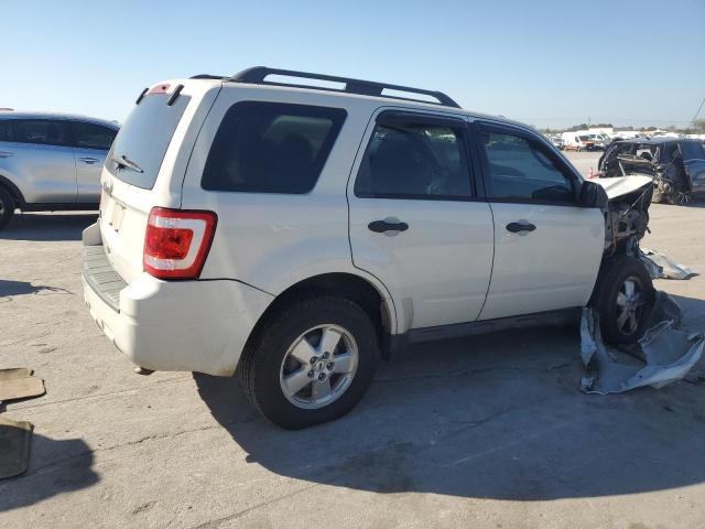 Photo 3 from auction – 2010 FORD ESCAPE XLT with VIN 1FMCU0D76AKC47579