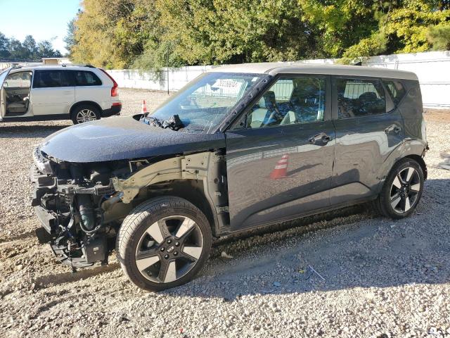 KIA SOUL EX 2020 with VIN KNDJ33AU2L7007512 - Photo from auction
