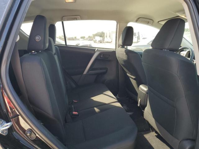 Photo 11 from auction – 2018 TOYOTA RAV4 LE with VIN 2T3ZFREV5JW500893