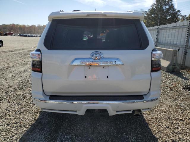 Photo 6 from auction – 2018 TOYOTA 4RUNNER SR with VIN JTEBU5JR2J5579757