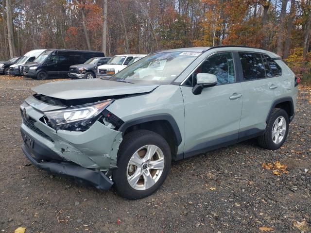 TOYOTA RAV4 XLE 2021 with VIN 2T3P1RFV0MW202065 - Photo from auction