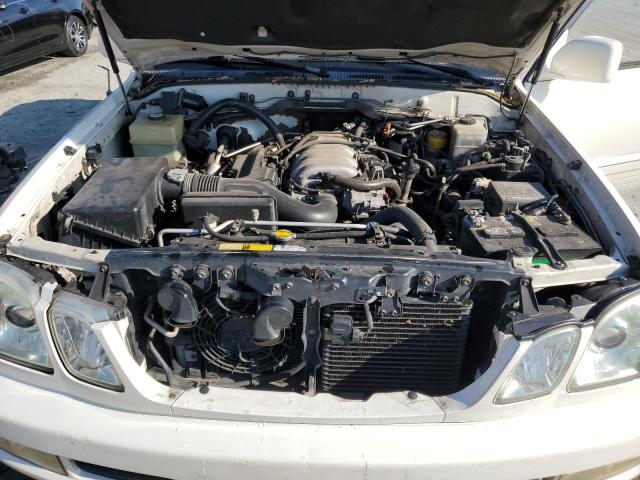 Photo 12 from auction – 2000 LEXUS LX 470 with VIN JT6HT00W0Y0088274