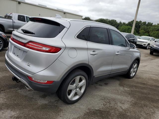 Photo 3 from auction – 2016 LINCOLN MKC PREMIE with VIN 5LMCJ1C93GUJ28450