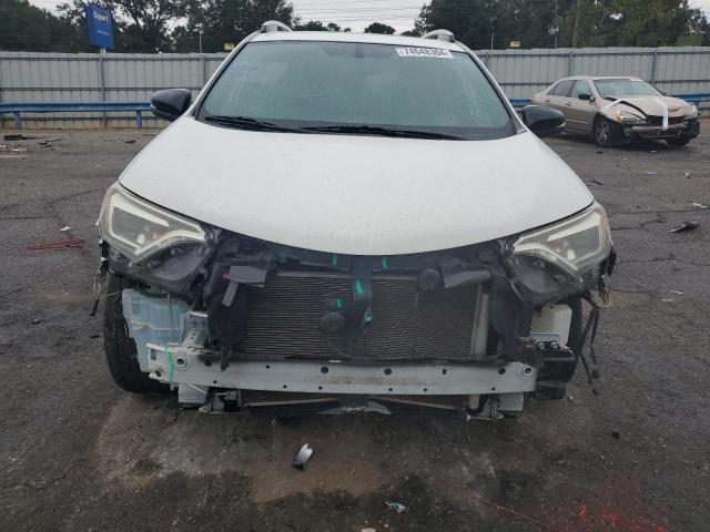 Photo 5 from auction – 2016 TOYOTA RAV4 SE with VIN JTMJFREV7GJ071079