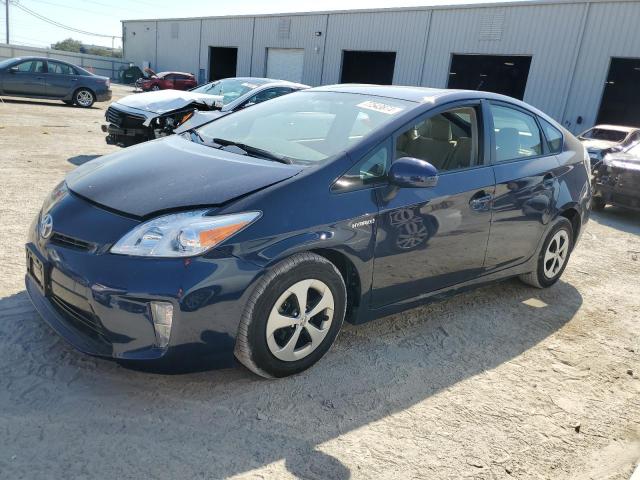 TOYOTA PRIUS 2015 مع رقم تعريف المركبة JTDKN3DU8F0402687 - صورة من المزاد