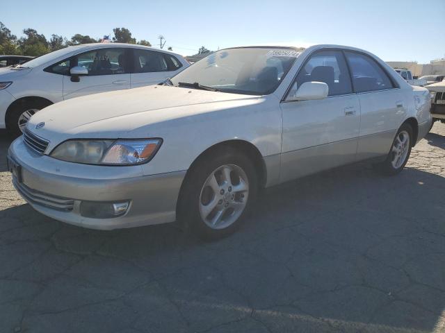 LEXUS ES 300 2000 with VIN JT8BF28G0Y5101556 - Photo from auction
