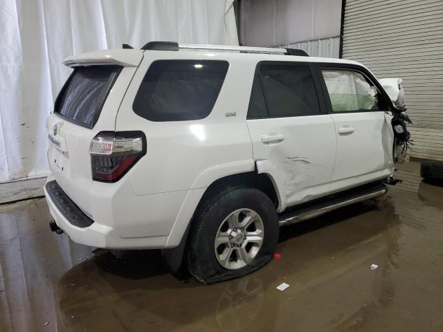 Photo 3 from auction – 2020 TOYOTA 4RUNNER SR with VIN JTEZU5JR2L5223293