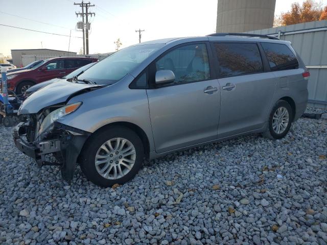 Photo 1 from auction – 2012 TOYOTA SIENNA XLE with VIN 5TDYK3DC4CS248725