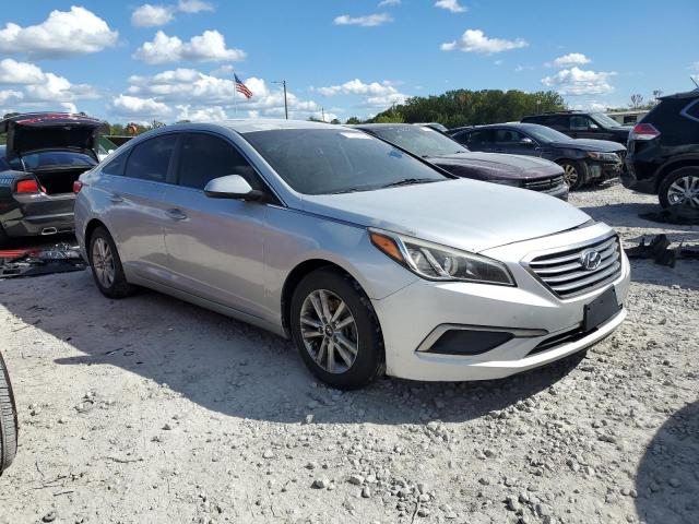 Photo 4 from auction – 2017 HYUNDAI SONATA SE with VIN 5NPE24AF6HH563112