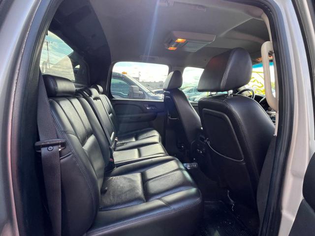 Photo 6 from auction – 2007 CHEVROLET AVALANCHE with VIN 3GNFK123X7G230689
