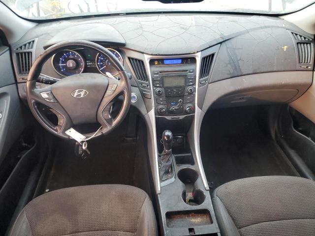 Photo 8 from auction – 2012 HYUNDAI SONATA SE with VIN 5NPEC4AC6CH501205