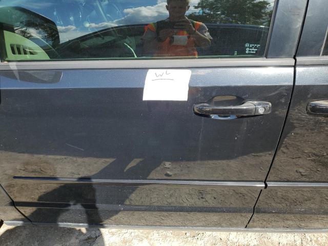 Photo 13 from auction – 2016 DODGE GRAND CARA with VIN 2C4RDGCGXGR180911