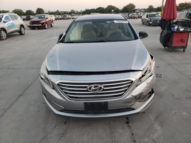 Photo 5 from auction – 2017 HYUNDAI SONATA SE with VIN 5NPE24AF7HH520477