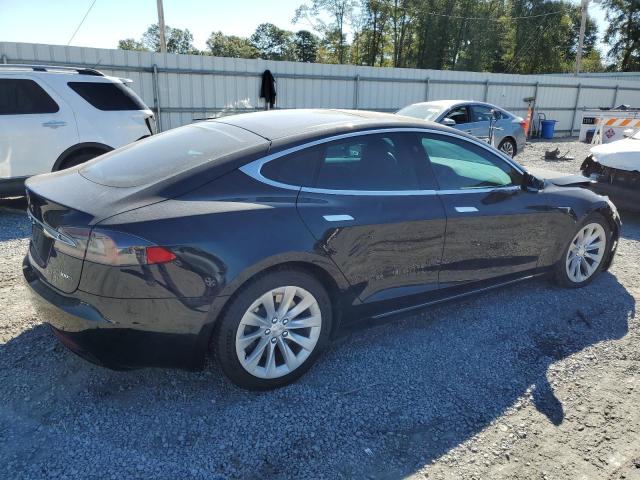 Photo 3 from auction – 2017 TESLA MODEL S with VIN 5YJSA1E2XHF232964