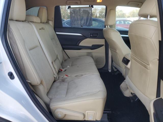 Photo 11 from auction – 2015 TOYOTA HIGHLANDER with VIN 5TDZKRFH1FS049216