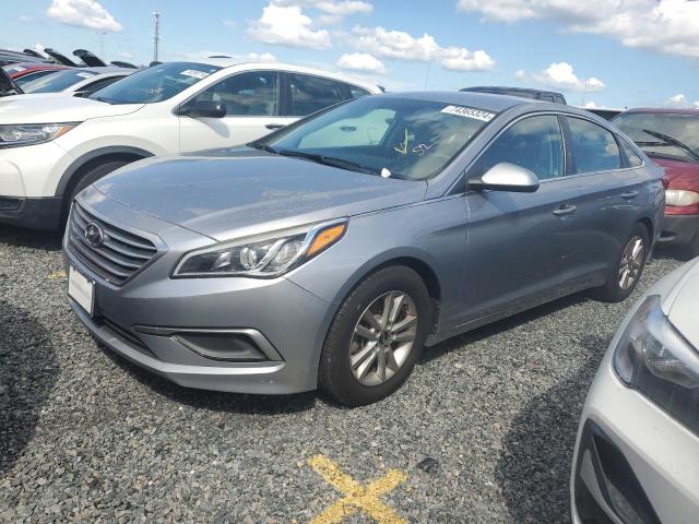 HYUNDAI SONATA SE 2017 with VIN 5NPE24AF8HH588464 - Photo from auction