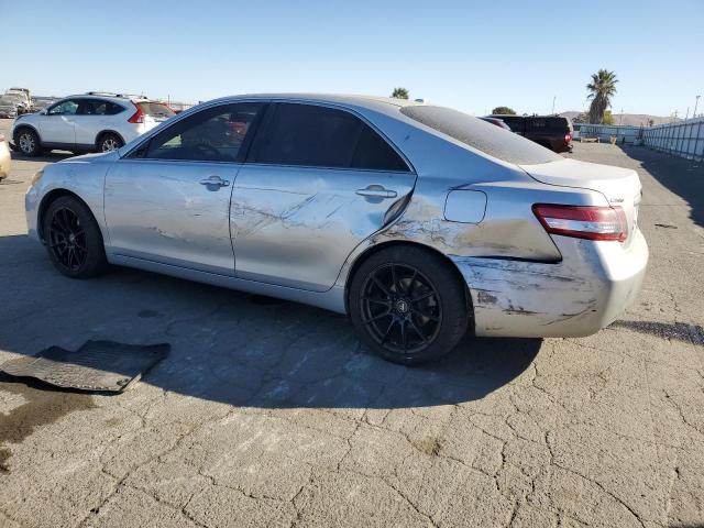 Снимка 2 от търг – 2011 TOYOTA CAMRY BASE с VIN 4T1BF3EK7BU706893